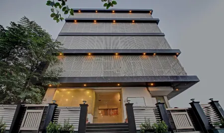 Treebo Silver Grand Отели в г. Рендуа Палхэри