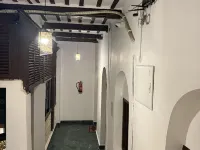 شاو جيست هاوس Hotels near القنصلية الأمريكية
