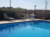 Baymont by Wyndham Midland Airport - Pools