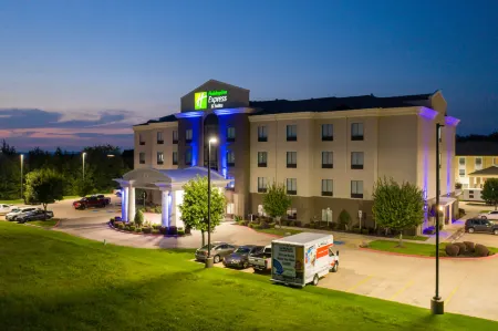 Holiday Inn Express & Suites Van Buren-FT Smith Area Отели в г. Киблер Тауншип