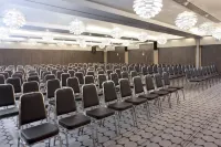 Crowne Plaza London - Kingston فنادق في Surbiton