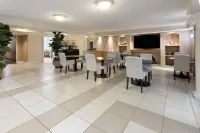 La Quinta Inn by Wyndham Pittsburgh Airport Hotels in Moon Township