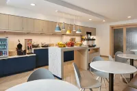 TownePlace Suites Dulles Airport Hotel a Sterling