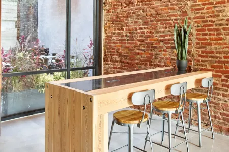 Sonder the Queen Отели рядом с достопримечательностью «Аквариум Эдвенчер»