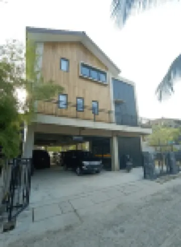 Lindswell Living 鄰近峇里巴板瑟賓甘機場的酒店