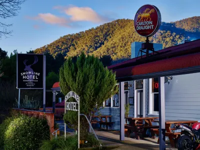 The Harrietville Snowline Hotel Hotels near Great Alpine Road