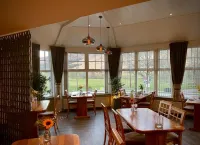 Glen Clova Hotel & Luxury Lodges - Bữa sáng