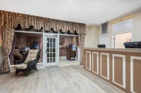 Days Inn by Wyndham Ocean City Oceanfront - Wifi