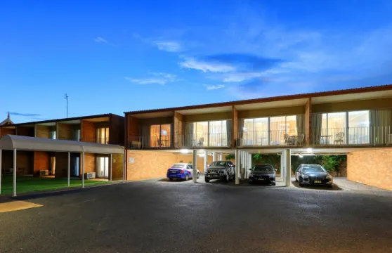 考特街汽車旅館