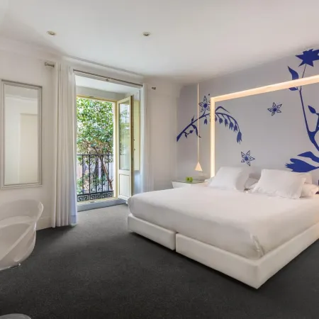 Room Mate Mario, Madrid Отели рядом с достопримечательностью «Улица Гран-Виа»