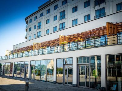 Waterfront Southport Hotel