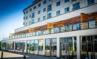 Waterfront Southport Hotel