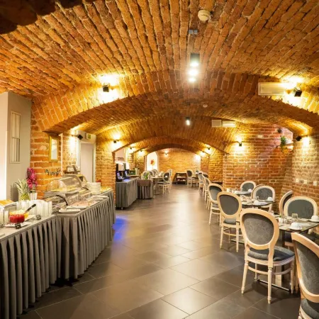 Hotel Assenzio Prague Отели рядом с достопримечательностью «Ботанические сады»