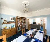 Daviot Guest House - 4-Star