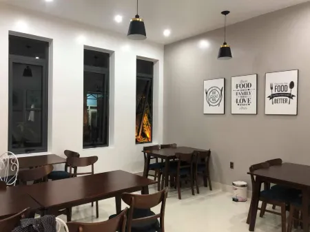 Peaceful House Hostel Отели в г. Донг Хой