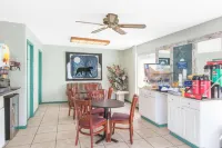 Days Inn by Wyndham West Point Hotels in Clay County