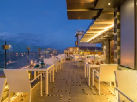 Samann Grand Hotels in Malé