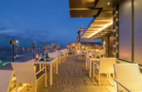 Samann Grand Hotels in Malé