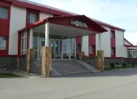 Aerootel Hotel - parkir