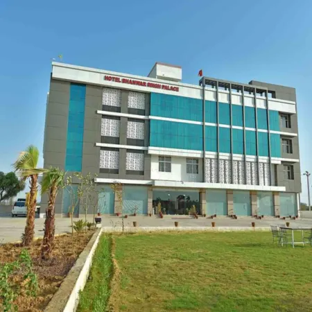 Hotel Bhanwar Singh Palace