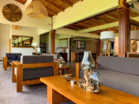 聖泰託拉哈酒店 北托拉查縣酒店