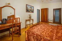 伊諾斯特朗尼茲飯店