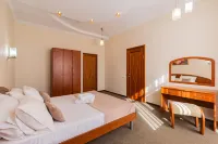 Romantic Hotel