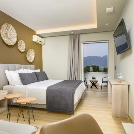 Nicolas Grand Suites, Adults Only