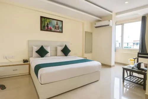 Hotel Good Luck by JMD Group