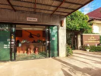 Lanta Klong Nin Beach Resort Hotels near Tiger Cave