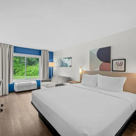 Spark by Hilton Brunswick