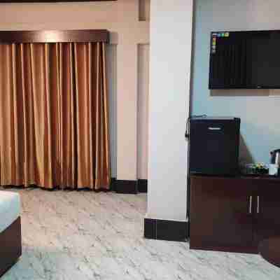 Sunset Bay Hotel Rooms