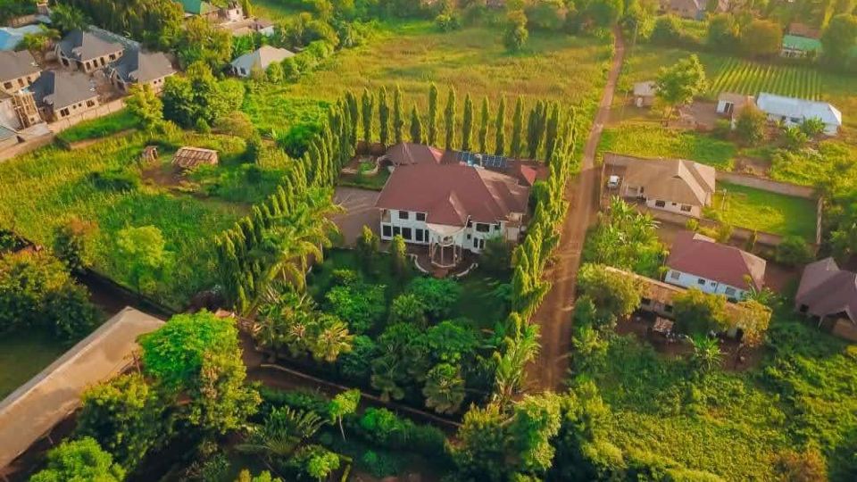 Kilimanjaro Pazuri Villas