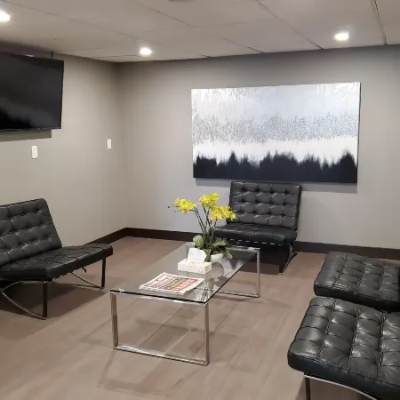 Super 8 by Wyndham Macleod Trail Calgary