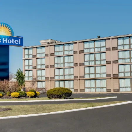 Days Hotel by Wyndham Toms River Jersey Shore