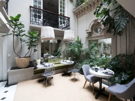 Nima Local House Hotel & Spa Отели рядом с достопримечательностью «Парк Аламеда»