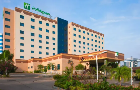 雄鷹旗下棕櫚機場城酒店（原假日酒店）