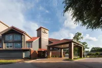 La Quinta Inn & Suites by Wyndham Houston Bush IAH South Hotels in Houston
