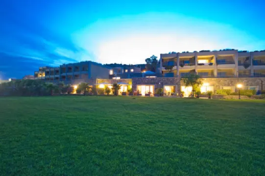 Aregai Marina Hotel & Residence Hotels in 