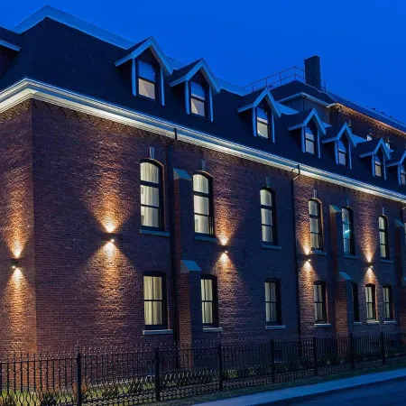 Sydney Boutique Inn & Suites