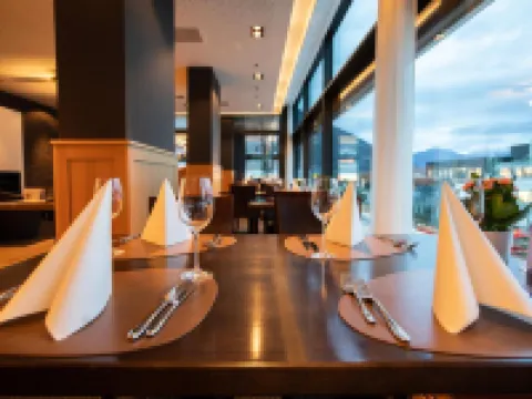 メルキュール クール シティ ウェスト クールのホテル