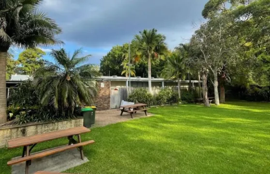 泰姆泰德汽車旅館