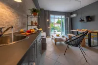 Boutique Studios & Apartments - by Avelink