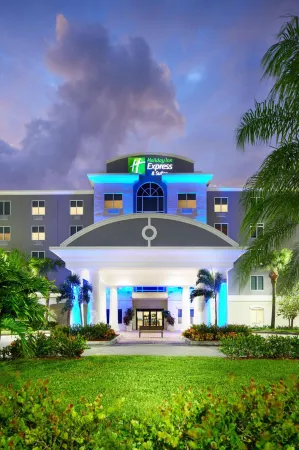 Holiday Inn Express & Suites Port ST. Lucie West Отели в г. Сент-Луси