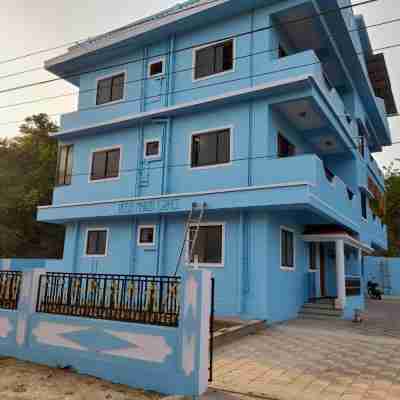 Shanaya Holiday Apartment Hotel Exterior