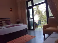 Seacoast Sanctuary Beach Hotel Hotels near Hiriketiya Beach