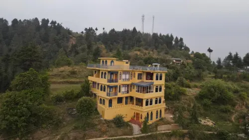 Naldehra House