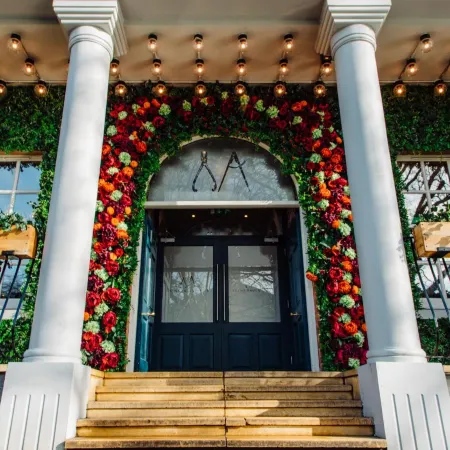 Saint Pauls House Отели рядом с достопримечательностью «Фабрика фурнитуры для гробов братьев Ньюман»
