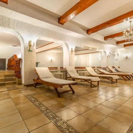 Hotel Imparatul Romanilor