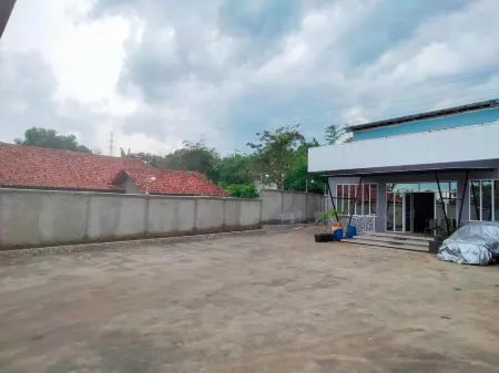 Wikost Premiere Inn Mitra RedDoorz Отели в г. Patean